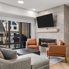 Ascent Unit 320A - Bright 2BR Mountain Haven w/ 2 Balconies & Fireplace