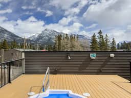 Brookside Lane 303 - Top Floor Downtown Retreat|Hot Tub|Mountain Views - Image 3