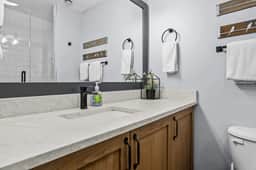 Grande Rockies Unit 313 - Cozy King Condo | Mountain Views & Resort Perks - Image 4