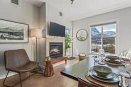 Silver Creek Unit 403 - Panoramic Mountain Views | 2 Hot Tubs | Steam Room - Image 2