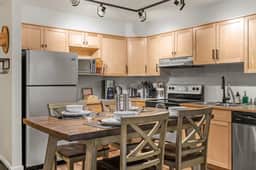Windtower Unit 328 - Mountain Getaway| 1 bed 1-Bath Condo - Image 4