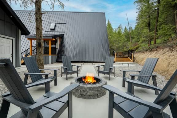 AFrame in Fairmont Hot Springs - | HotTub | Cinema & Games Room - Image 3