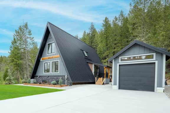 AFrame in Fairmont Hot Springs - | HotTub | Cinema & Games Room - Image 2
