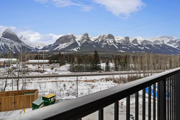 Ascent Unit 320A - Bright 2BR Mountain Haven w/ 2 Balconies & Fireplace - Image 2