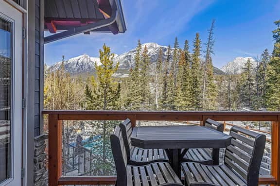 Blackstone Unit 320 - Mountain Views | Hot Tub | Outdoor Pool | King Bed - Image 5