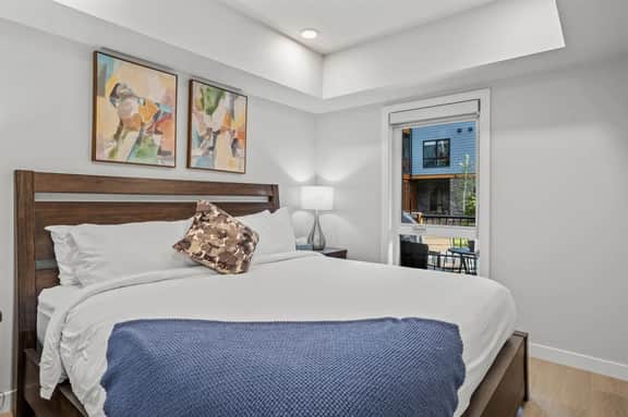 Sparrowhawk Unit 1119 - Bow Valley's Newest Resort | 2 King Beds | BBQ - Image 2