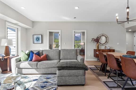 Sparrowhawk Unit 2303 - Mountain Views | Top Floor 3 Bedroom Suite - Image 5