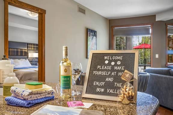 Stoneridge 221 - Mountain Getaway | Outdoor Pool, Hot Tub & Sauna - Image 4