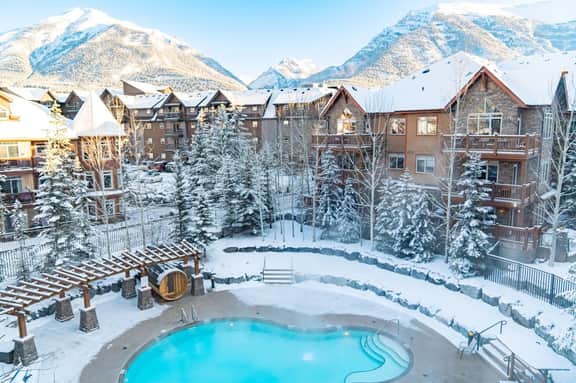 Stoneridge Unit 334 - 180° Mountain Views | 2 King Beds | Hot Tub & Pool - Image 3