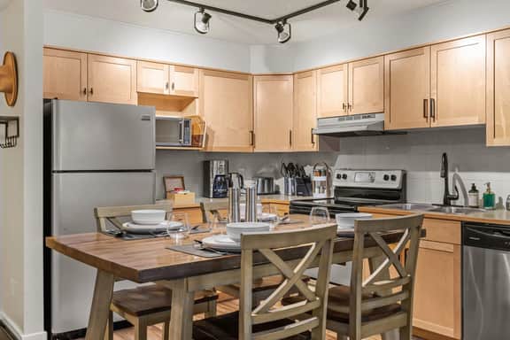 Windtower Unit 328 - Mountain Getaway| 1 bed 1-Bath Condo - Image 4